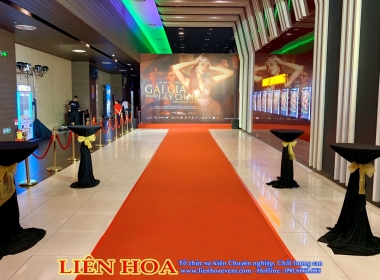 Cho thuê Trụ barie, thảm đỏ
