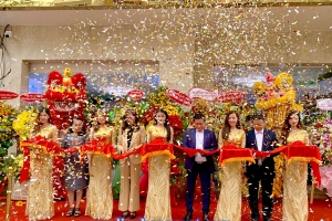 Tổ chức Lễ khai trương Viện thẩm mỹ Rita